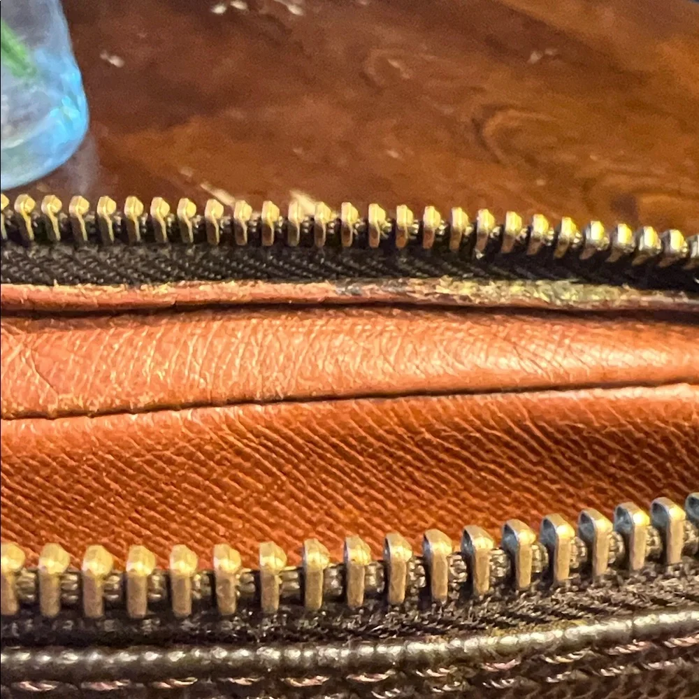 SOLD!!! Authentic Vintage Louis Vuitton Brown and Tan Monogram Clutch/Bag - Picture 11 of 17